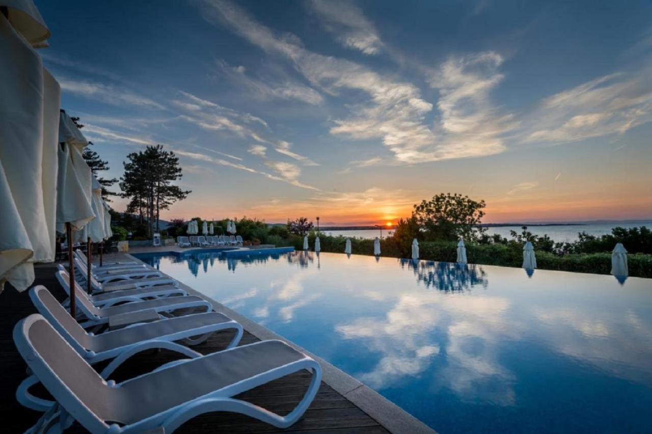 Eve Santa Marina Apartments II - Sea, Pools, Relax 索佐波尔 外观 照片